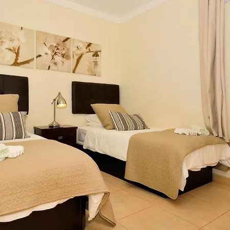 Playa Blanca Sleeps 6 Pool Air Con Wifi Playa Blanca (Lanzarote)